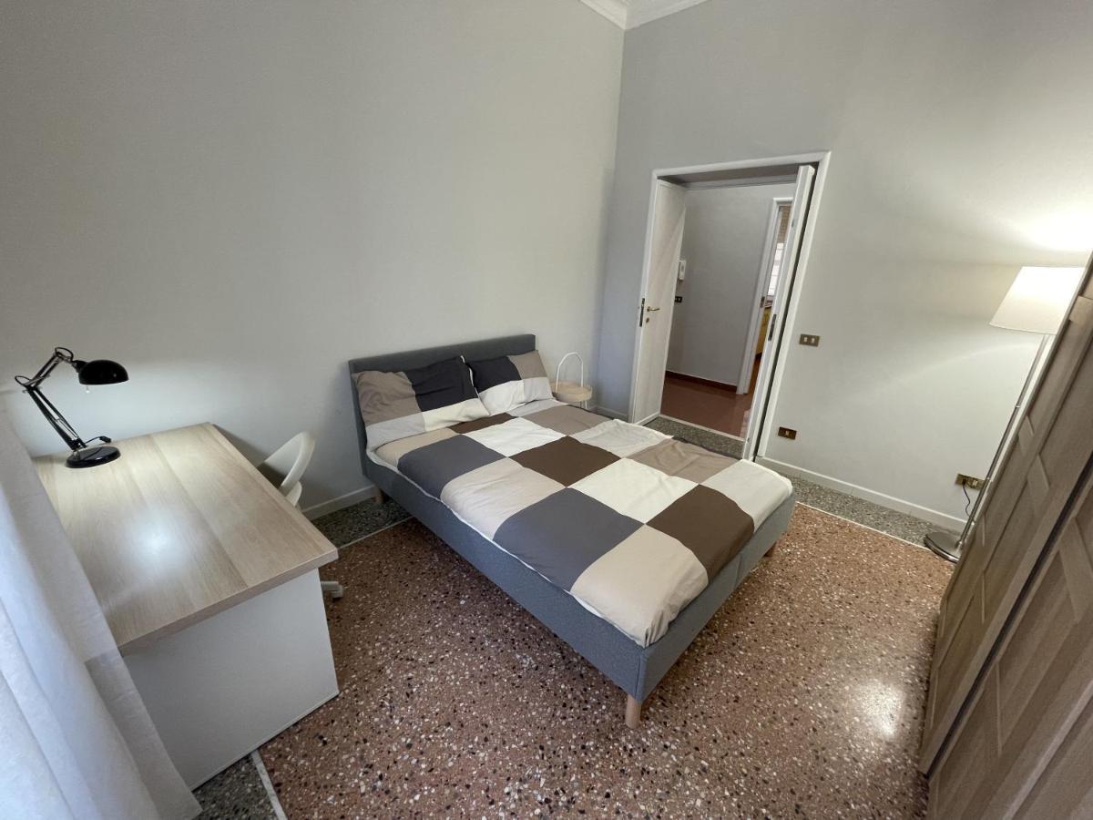 Piazza Vescovio Apartment ローマ エクステリア 写真